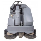 Used Advance Condor 4530C AXP Cylindrical Riding Automatic Scrubber - 45 inch